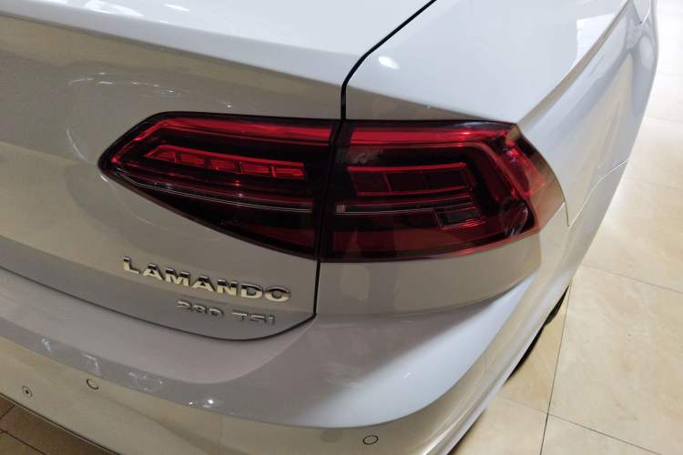 Used Volkswagen Lamando 2021 230TSI DSG Fashion Edition