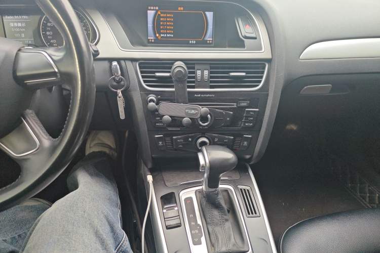 Used Audi A4L 2016 30 TFSI Collector's Edition Automatic Comfort Model