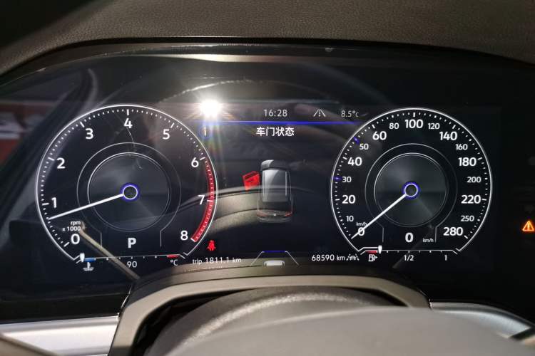 Used Volkswagen Touareg 2022 3.0 TSI Luxury Edition Black Diamond Sport Package