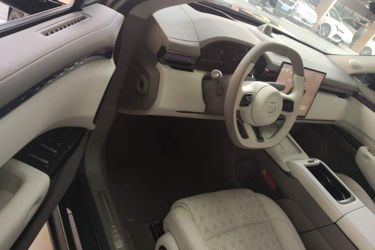 Used Zeekr 7X 2025 100kWh Long-Range All-Wheel Drive Intelligent Driving Version