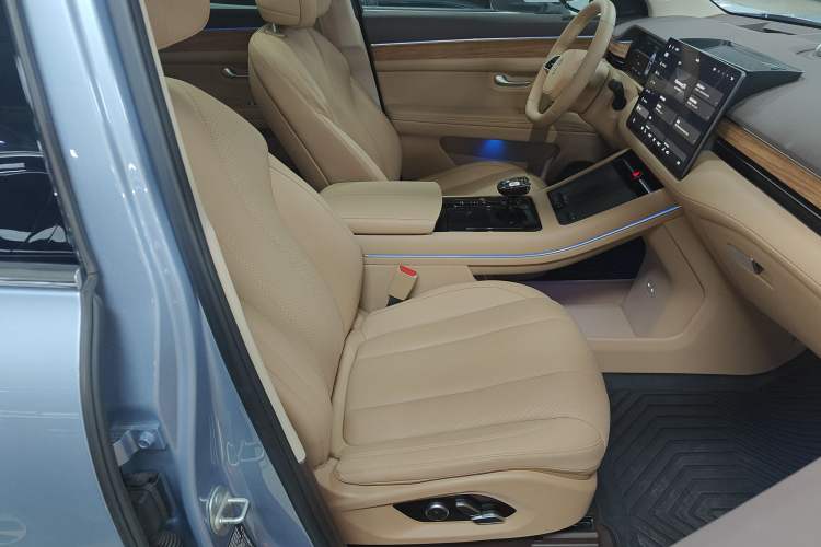 Used Hima AITO M7 2024 1.5T Rear-Drive Plus Version 5 Seats
