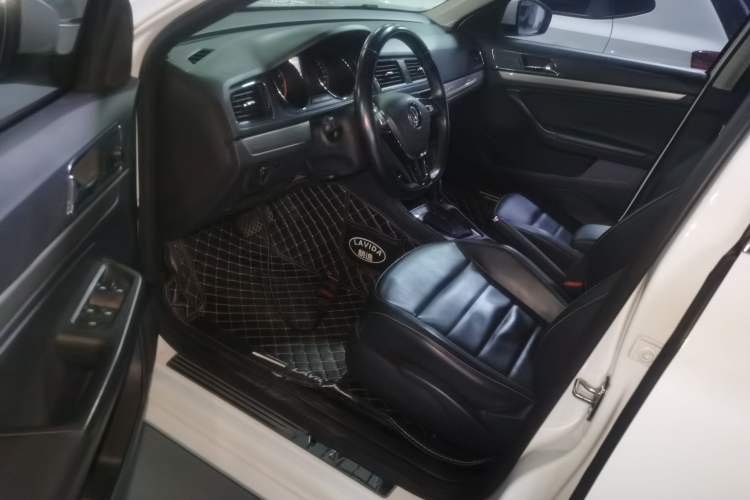 Used Volkswagen Lavida 2017 1.6L Automatic Comfort Edition