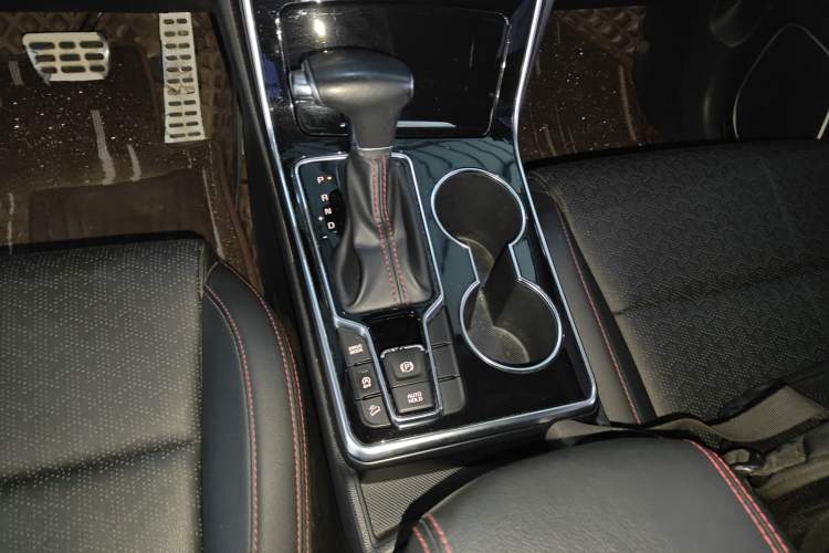 Used Kia KX5 2019 1.6T Automatic Two-Wheel Drive Luxury Edition
