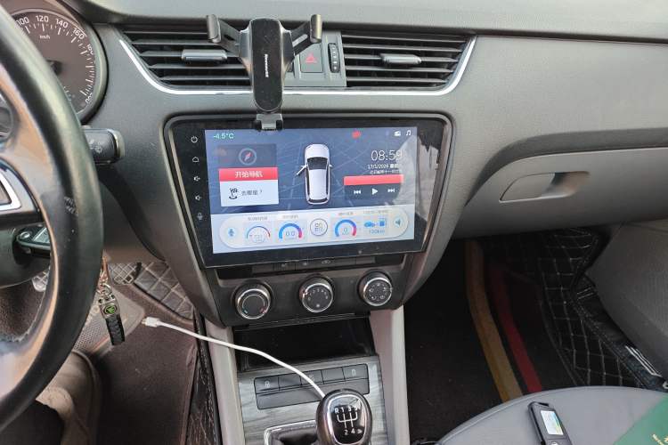 Used Skoda Octavia 2015 1.6L Manual Yijun Edition