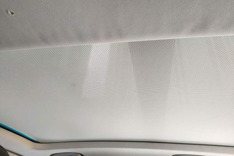 Used Roewe RX5 2018 20T Two-Wheel Drive Automatic Internet Smart Edition