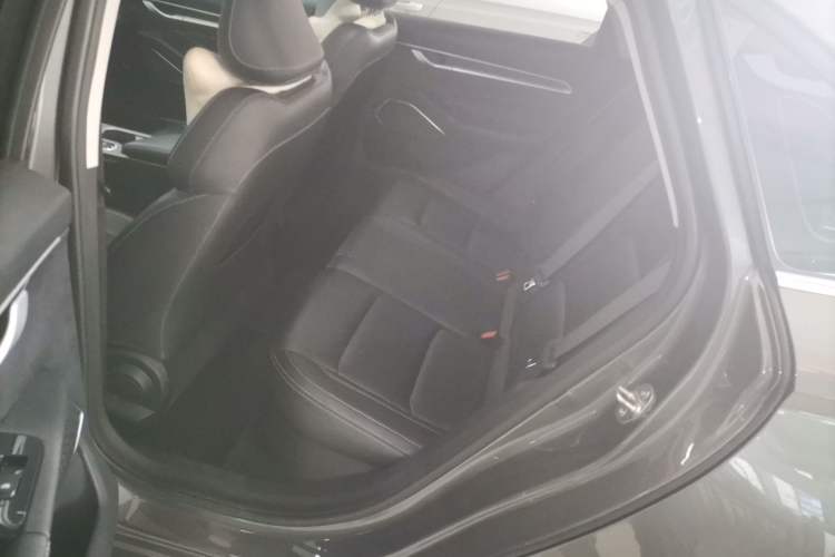 Used Geely Auto Emgrand 2023 4th Generation Champion Edition 1.5L CVT Prestige Model
