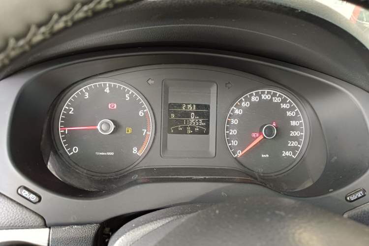 Used Volkswagen Sagitar 2014 Revised Version 1.6L Manual Comfort Edition
