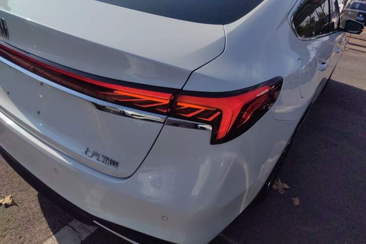 Used Buick LaCrosse 2025 28T Platinum Edition