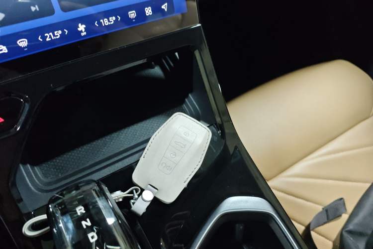 Used Geely Auto FX11 2023 1.5TD DCT Prestige Edition
