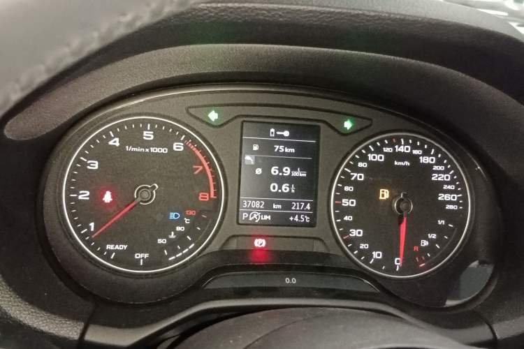 Used Audi Q2L 2018 35 TFSI Launch Exclusive Edition China V
