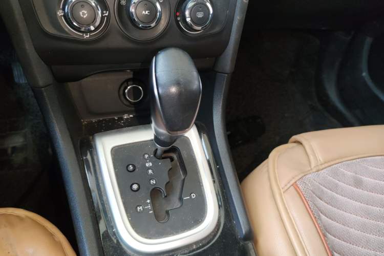 Used Citroen C4L 2015 1.2T Automatic Luxury Edition
