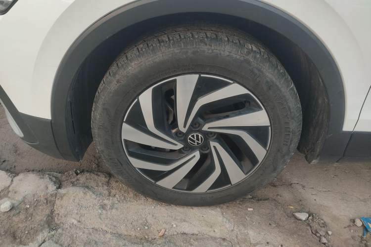 Used Volkswagen Tiguan L 2024 300TSI Automatic Two-Wheel Drive Smart Edition
