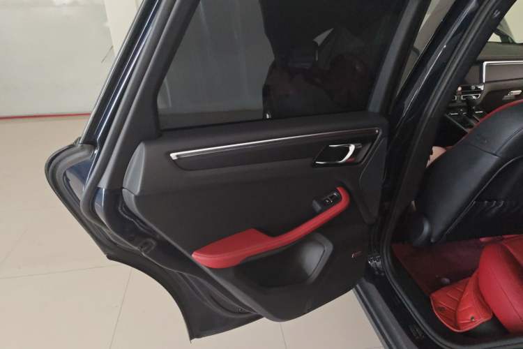 Used Porsche Macan 2022 Macan 2.0T
