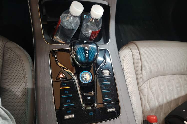 Used BYD Han 2025 EV with 701 km of Laser Radar-Enabled Intelligent Driving
