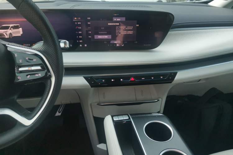 Used Buick GL8 New Energy 2024 Lu Zun Deluxe Edition 7-Seater
