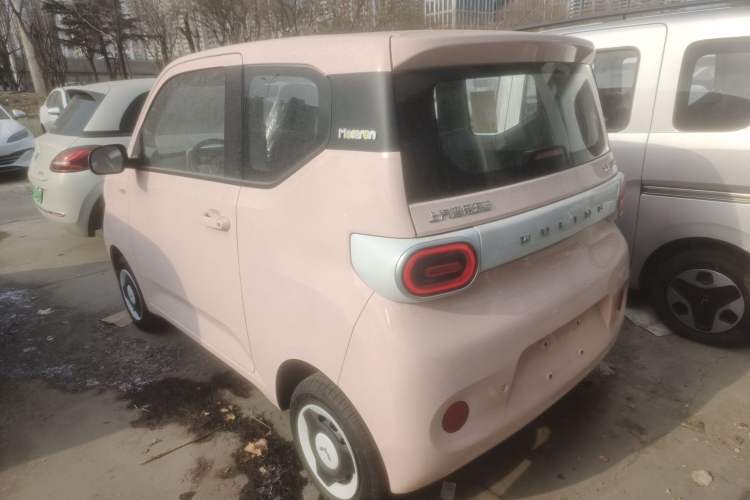 Used Wuling Hongguang MINIEV 2024 3rd Generation 215km Youth Edition
