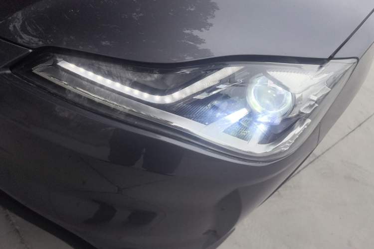 Used NETA V 2022 Long-Range Industry Custom Edition