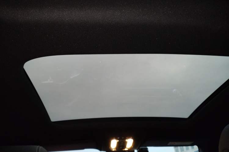 Used Mercedes-Benz A-Class 2022 Second Facelift A 200 L Sport Sedan Fashion Version
