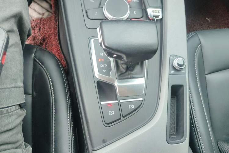 Used Audi A4L 2017 40 TFSI Ambition Edition