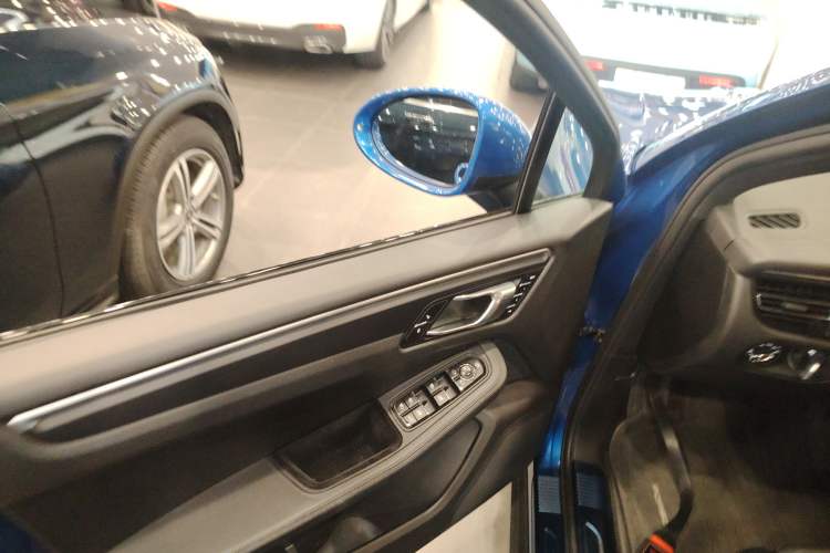 Used Porsche Macan 2018 Macan 2.0T