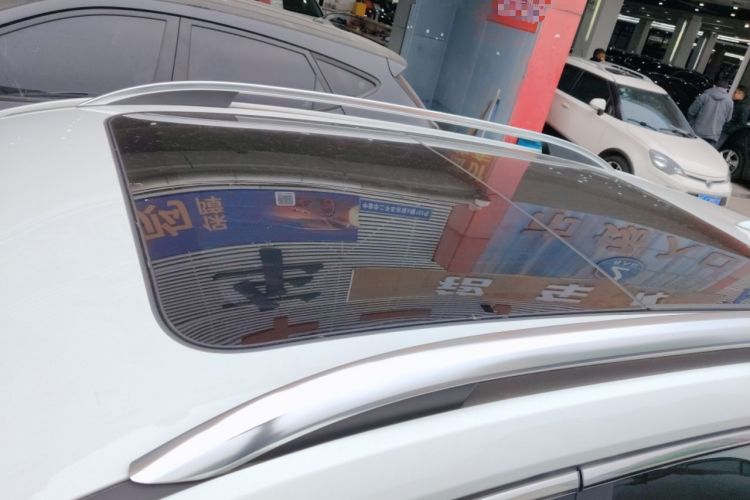 Used Roewe RX5 2016 30T Two-Wheel Drive Automatic Internet Smart Edition
