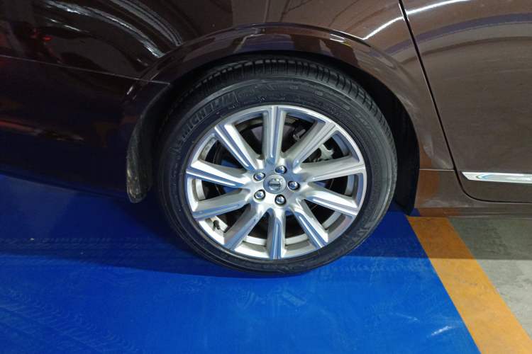 Used Volvo S90 2020 T5 Zhiyi Luxury Edition