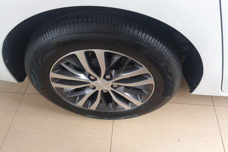 Used Buick GL8 2021 ES Landtrek 653T Comfort Edition
