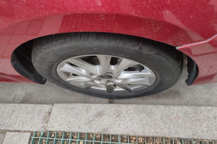 Used Mazda Mazda 3 Axela 2014 Sedan 1.5L Automatic Luxury Model