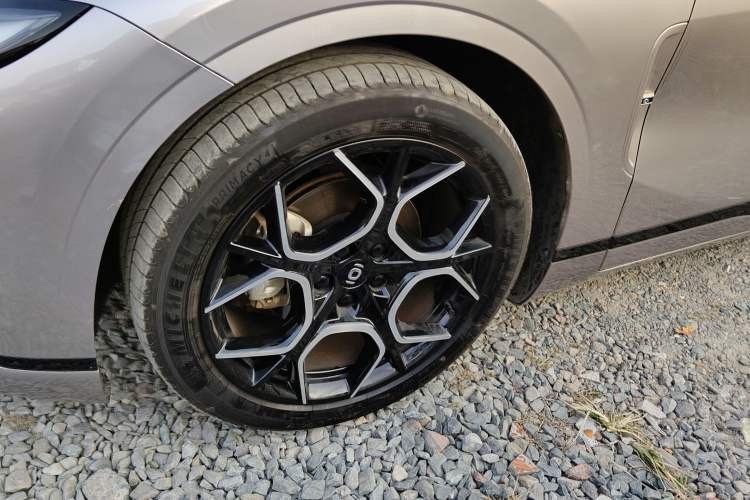 Used  A07 2024 All-Electric "True Fragrance" Edition 710 Flagship Model