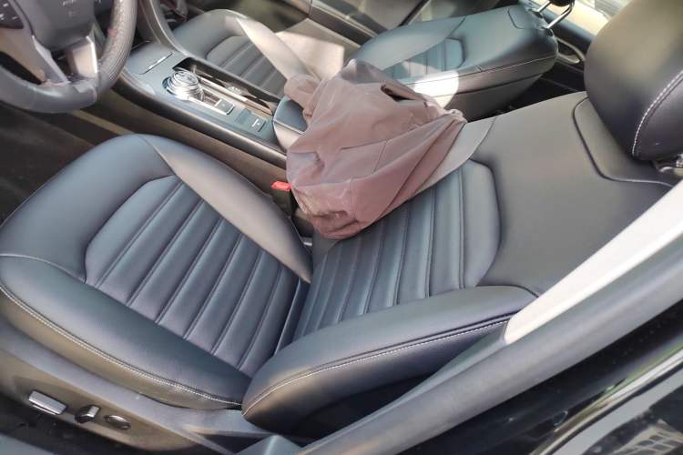 Used Ford Mondeo 2018 EcoBoost 180 Smart Control Fashion Model China V Standard
