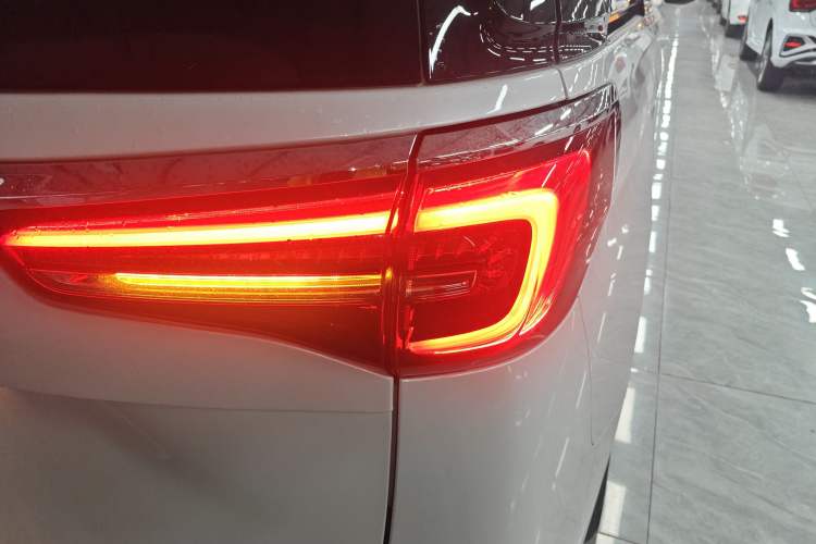 Used Buick GL8 2022 ES Landtrek 653T Comfort Edition
