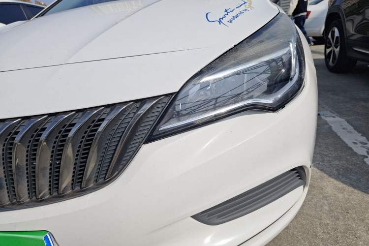 Used Buick Verano 2016 Hatchback 15S Automatic Ambition Model
