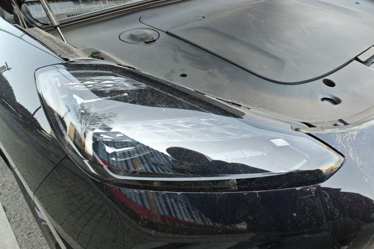 Used  HT 2025 670 Pro
