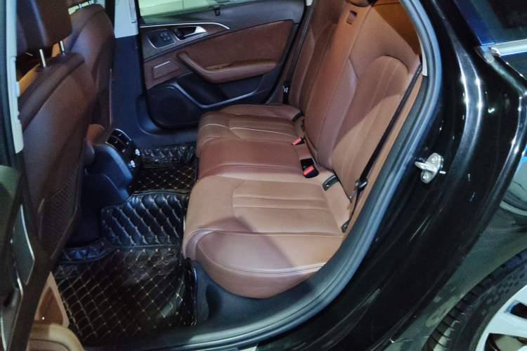 Used Audi A6L 2018 30th Anniversary Edition 45 TFSI quattro Luxury Model
