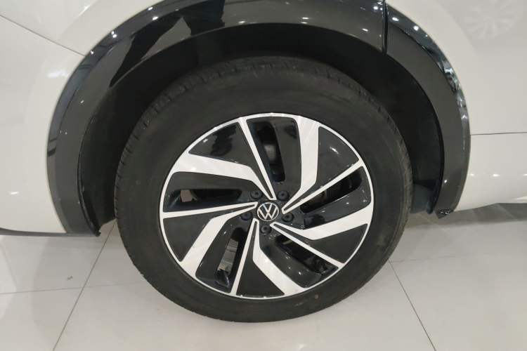 Used Volkswagen Viloran 2024 330TSI Luxury Edition
