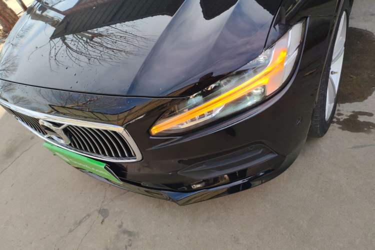 Used Volvo S90 2018 T4 Zhiyuan Edition