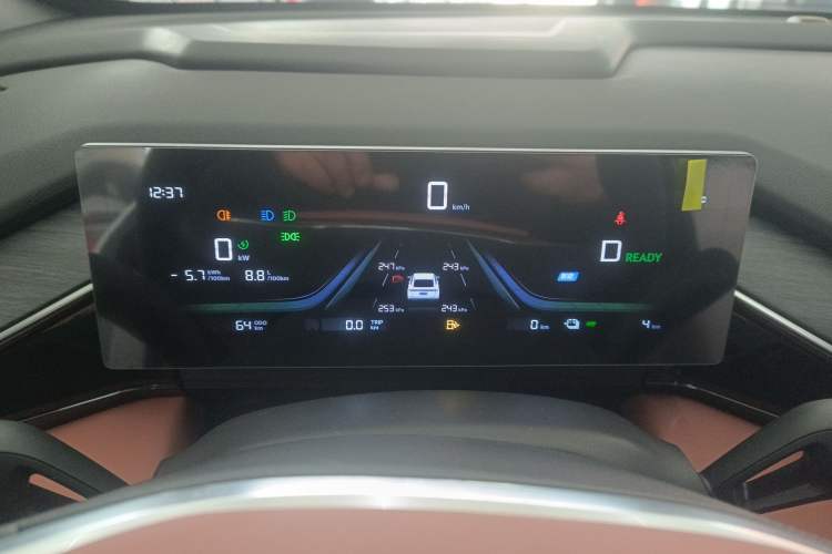 Used  L6 2025 EM-i 140km Long-Range Version
