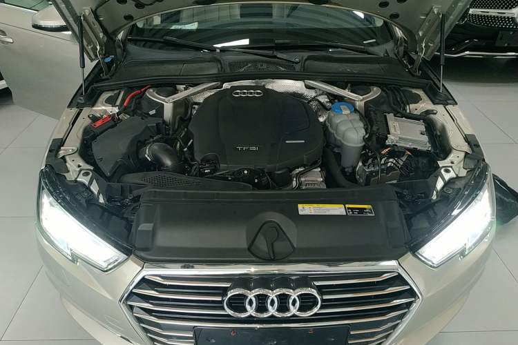 Used Audi A4L 2018 30th Anniversary Edition 40 TFSI Trendy Model
