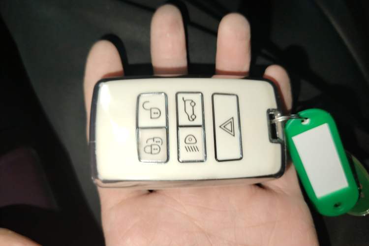 Used Land Rover Discovery 2020 3.0 SC V6 SE