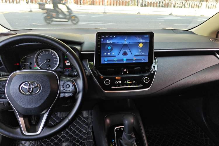 Used Toyota Corolla 2021 Dual-Engine 1.8L E-CVT Pioneer Edition
