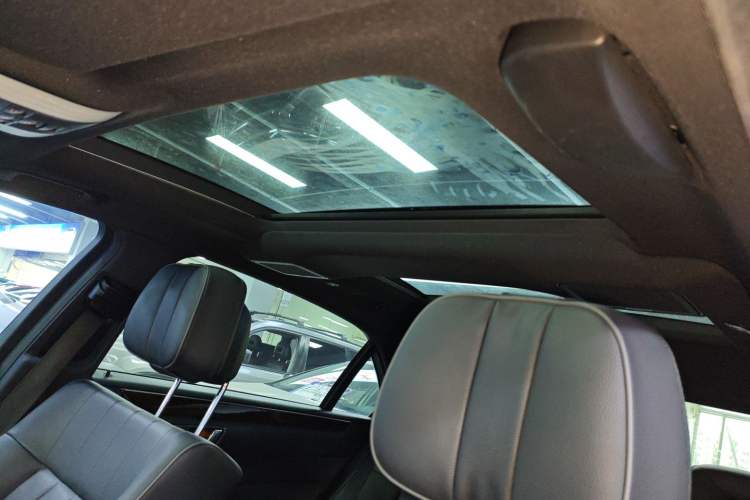 Used Mercedes-Benz E-Class 2015 Revised E 260 L
