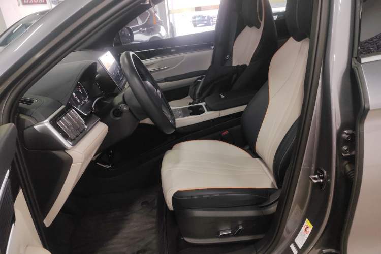 Used BYD Song PLUS New Energy 2023 Champion Edition EV 520KM Flagship Model
