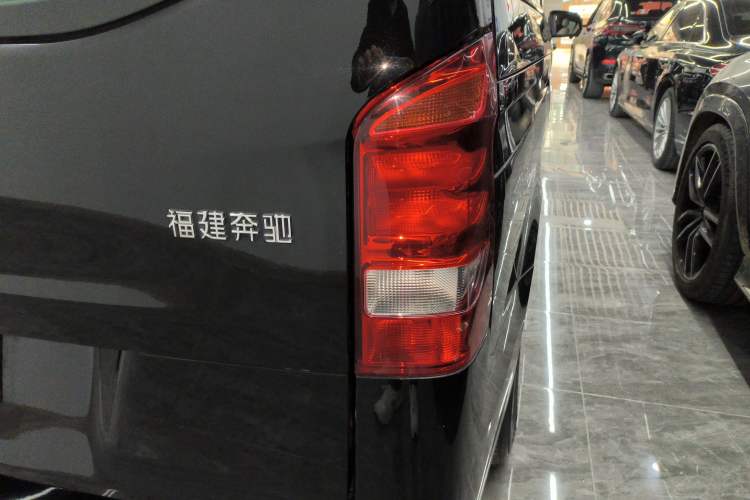 Used Mercedes-Benz Vito 2020 2.0T Business Version 7 Seats