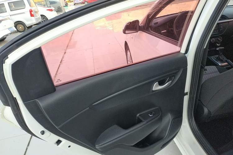 Used Kia K2 2017 Sedan 1.4L Automatic GLS
