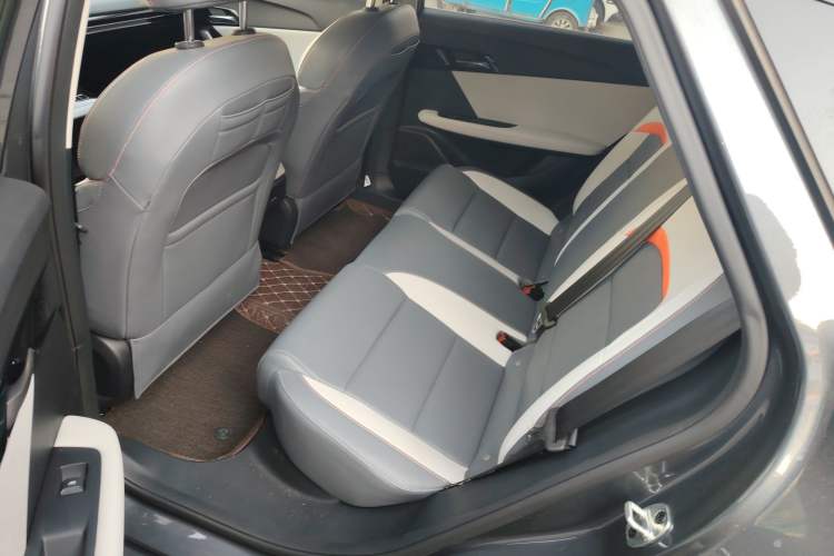 Used MG 4 EV 2023 415 km Range Sea-Champion Executive Edition
