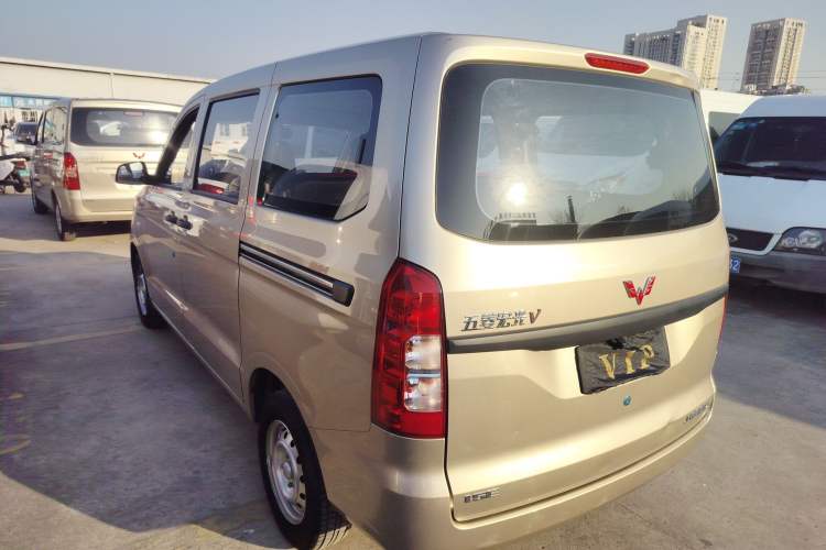 Used Wuling Hongguang V 2022 1.5L Jingqu Edition Electric-Assist LAR
