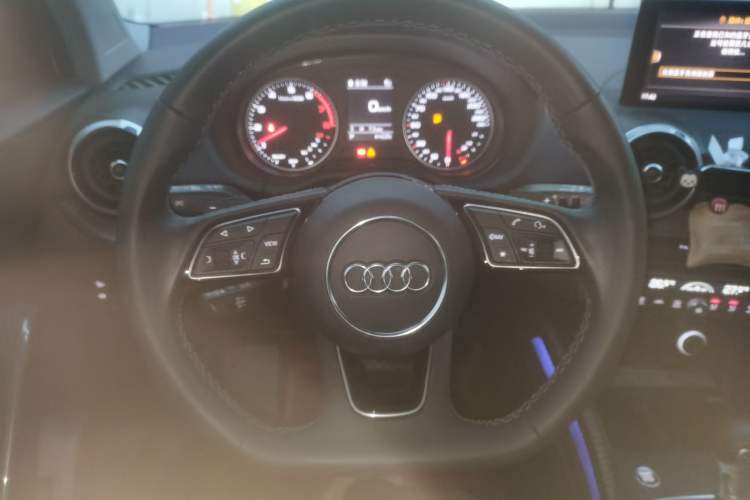 Used Audi Q2L 2022 35 TFSI Fashion Dynamic Model
