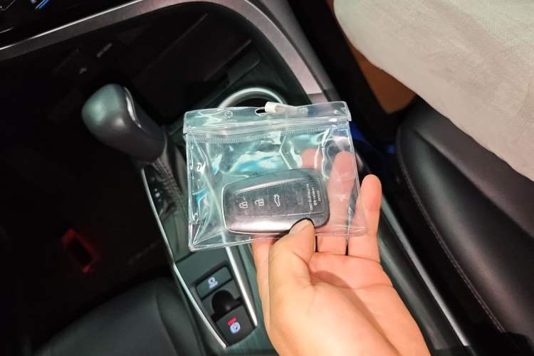 Used Toyota Camry 2021 2.0G Luxury Edition