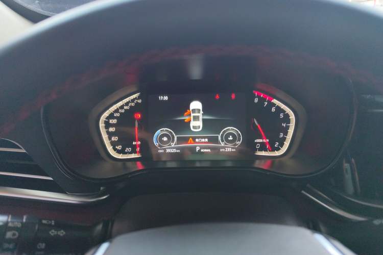 Used Changan CS85 COUPE 2019 1.5T DCT Dynamic Version China VI Standard
