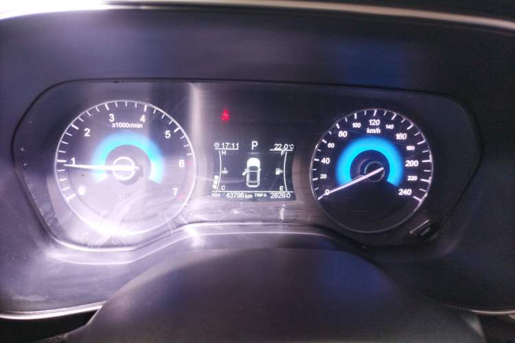 Used Dongfeng Fengon 580 2020 1.5T CVT Luxury Edition